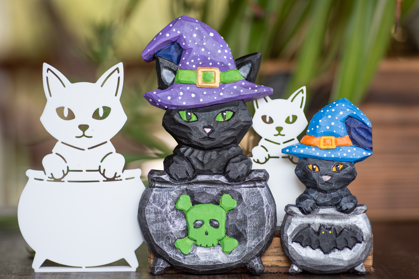 Halloween Cat in a Cauldron Wood Carving Stencil